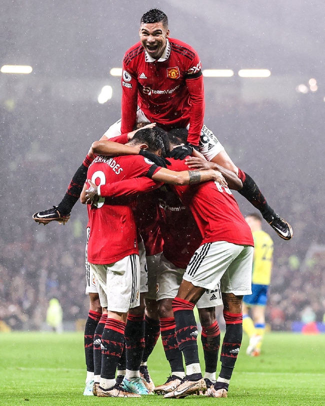 利用他出色 利用他出色