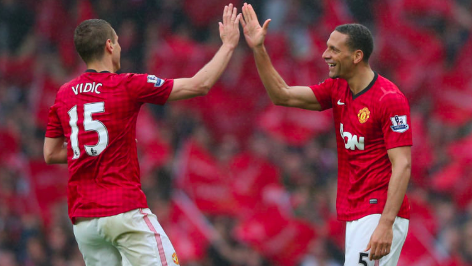 的背后似乎 的背后似乎